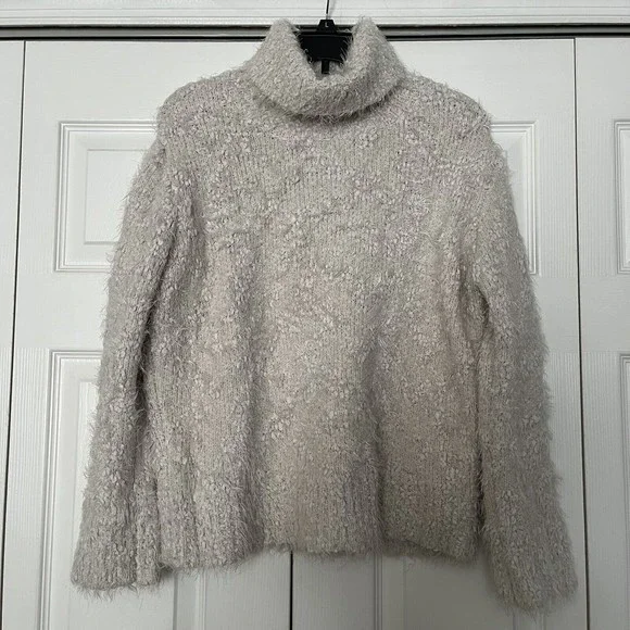 Zara Sweaters Zara Knit Chunky Textured Ivory Fuzzy Eyelash